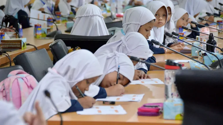 DKI Jakarta Siapkan Rp90 M untuk Program Sekolah Swasta Gratis