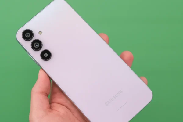 Samsung Galaxy A16 5G 2025 Mulai Rp3 Jutaan dengan Layar AMOLED Cerah, Kamera 50MP Jernih, Baterai Tahan Lama, dan Update OS hingga 6 Tahun
