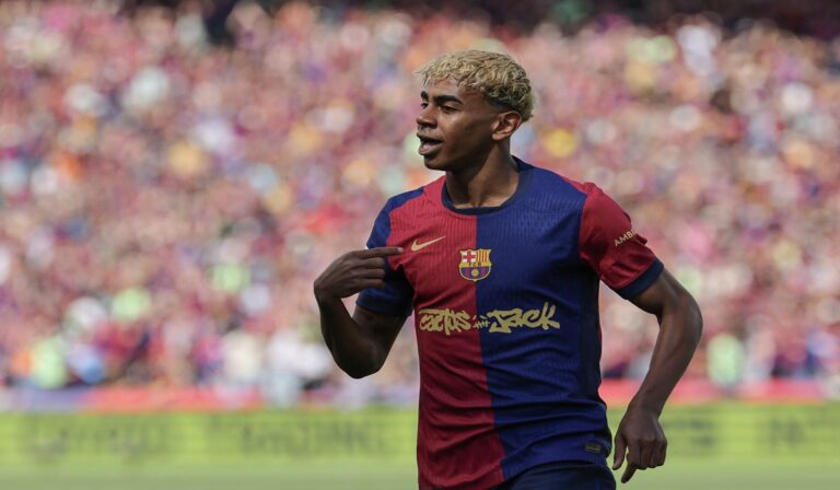 Flick Ingatkan Yamal Agar Jadikan Kegagalan Ballon d’Or Motivasi