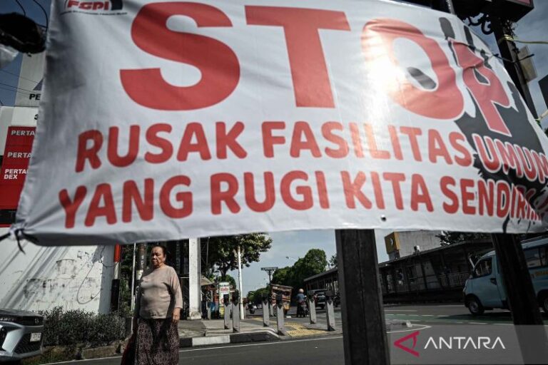 Patuhilah Aturan UU No 9/1998 untuk Menyampaikan Aspirasi