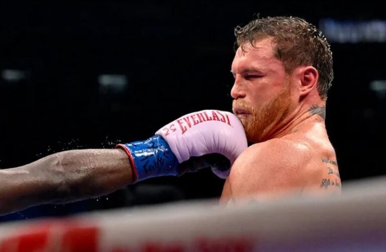 Julio Cesar Chavez Ungkap Canelo Melemah Setelah Kalah dari Crawford