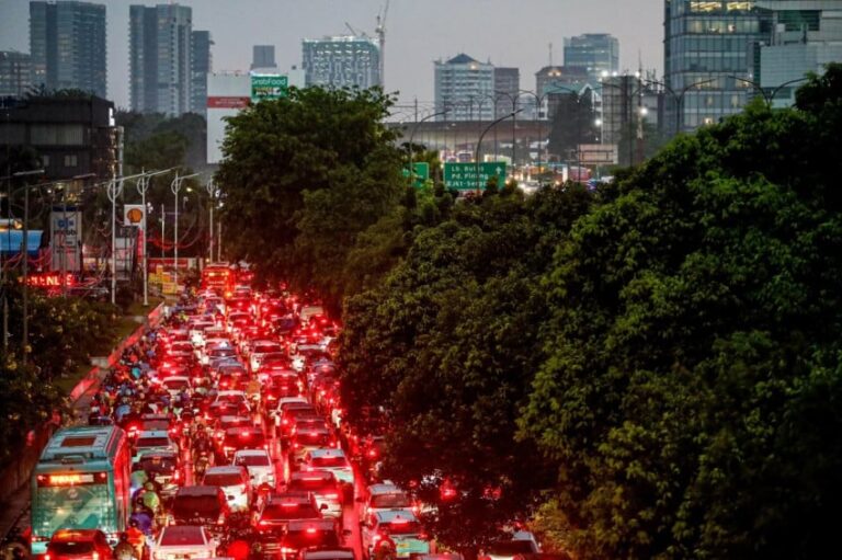 Proyek Galian Jalan TB Simatupang Harus Selesai Akhir Oktober