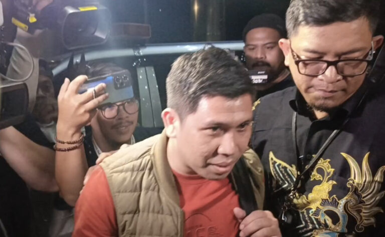 Orang Kepercayaan Gubernur Riau Abdul Wahid Datang ke KPK