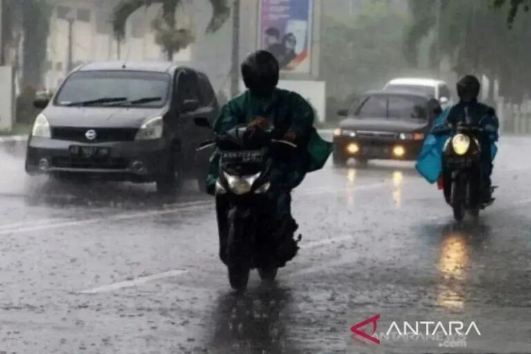 BMKG Ungkap Risiko Hujan Penyebab Banjir di 14 Wilayah Sumsel