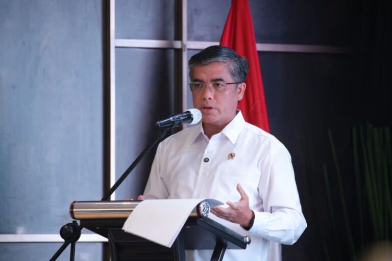 Menaker Ajak Kolaborasi dalam Perubahan Hubungan Industrial