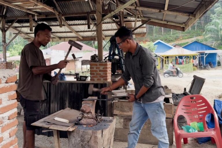 UMKM Pandai Besi Tapanuli Selatan Mulai Bangkit Pasca Bencana