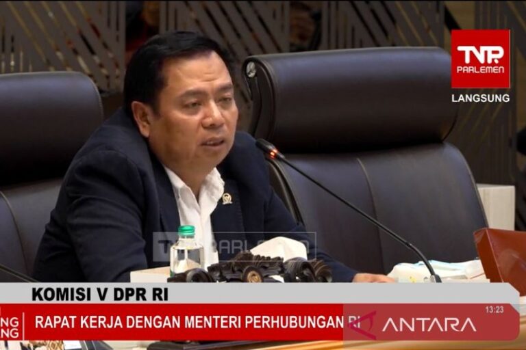 DPR Komisi V Dorong Bus Laut untuk Atasi Kemacetan Bali