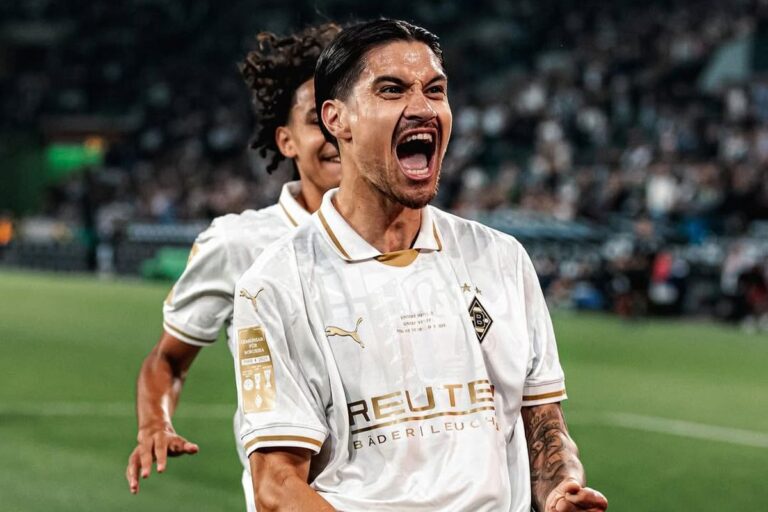 Gladbach Raih Kemenangan, Kevin Diks Tampil Memukau