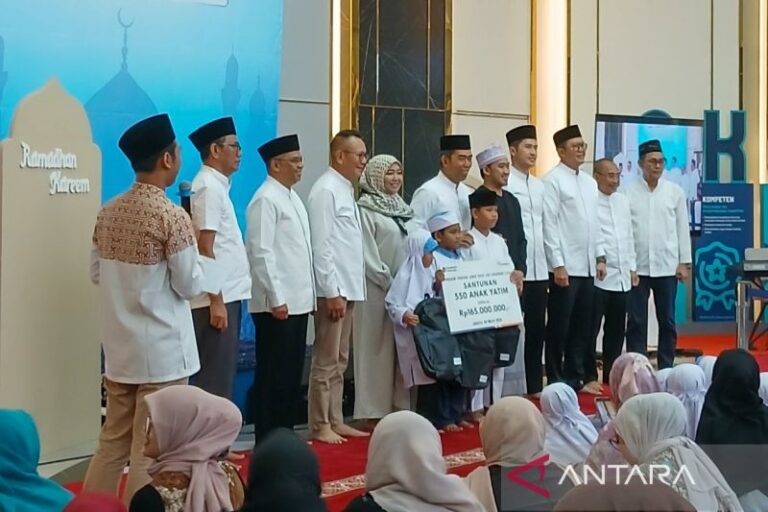 Askrindo Berikan Santunan Rp550 Juta untuk Anak Yatim di Ramadhan