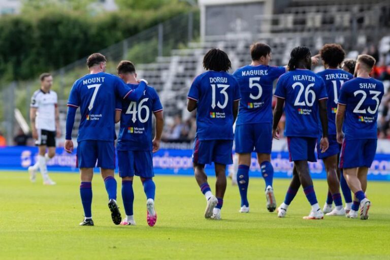 Manchester United Hancurkan Rosenberg dengan Skor 5-0