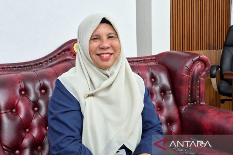 Bulog Manokwari Siapkan 1.000 Ton Beras Untuk Bantuan Akhir Tahun